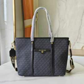 Picture of Michael Kors Wallets _SKUfw242017212fw